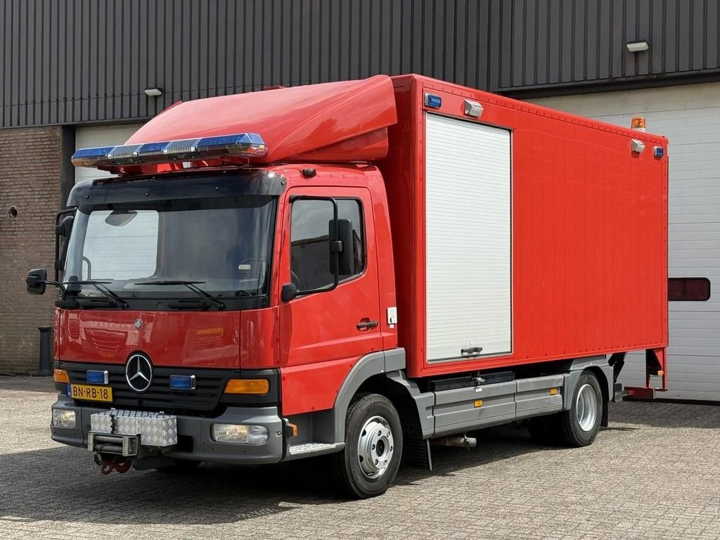Mercedes-Benz Atego 1018 970.04 / Only 22.395 km ! / Ex Bran, Auto's, Vrachtwagens, Automaat, Bedrijf, Diesel, 2 stoelen