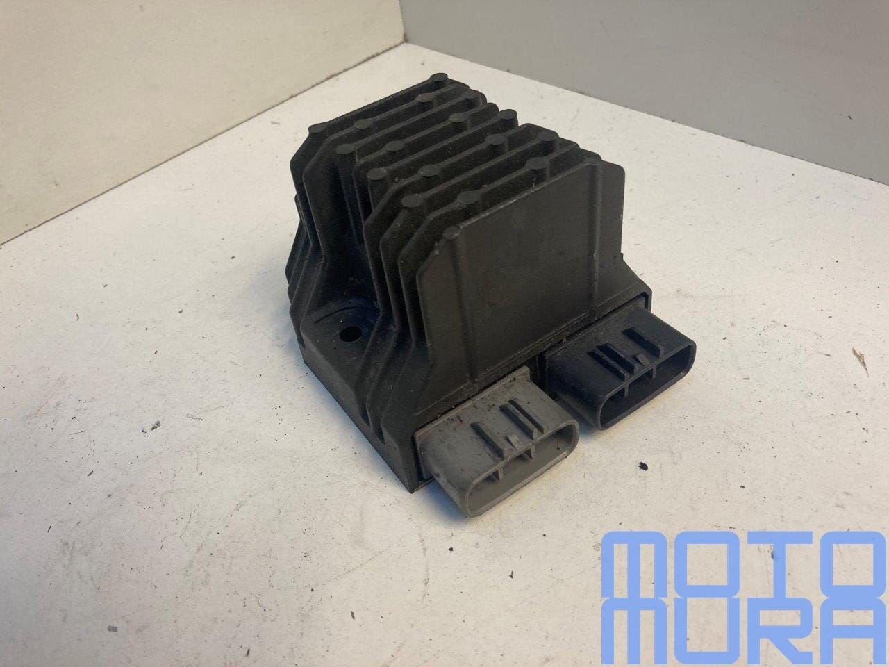 Spanningsregelaar voor de Yamaha R1 2004 - 2006 RN12 rectifi, Gebruikt, -, -, Ophalen of Verzenden