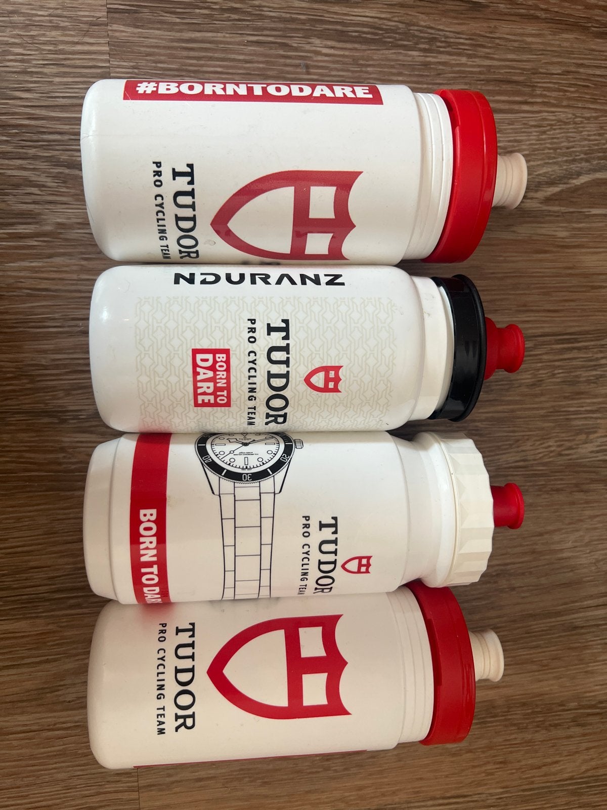 Tudor Pro Cycling Team Bidons - Set van 4, Ophalen of Verzenden, Zo goed als nieuw