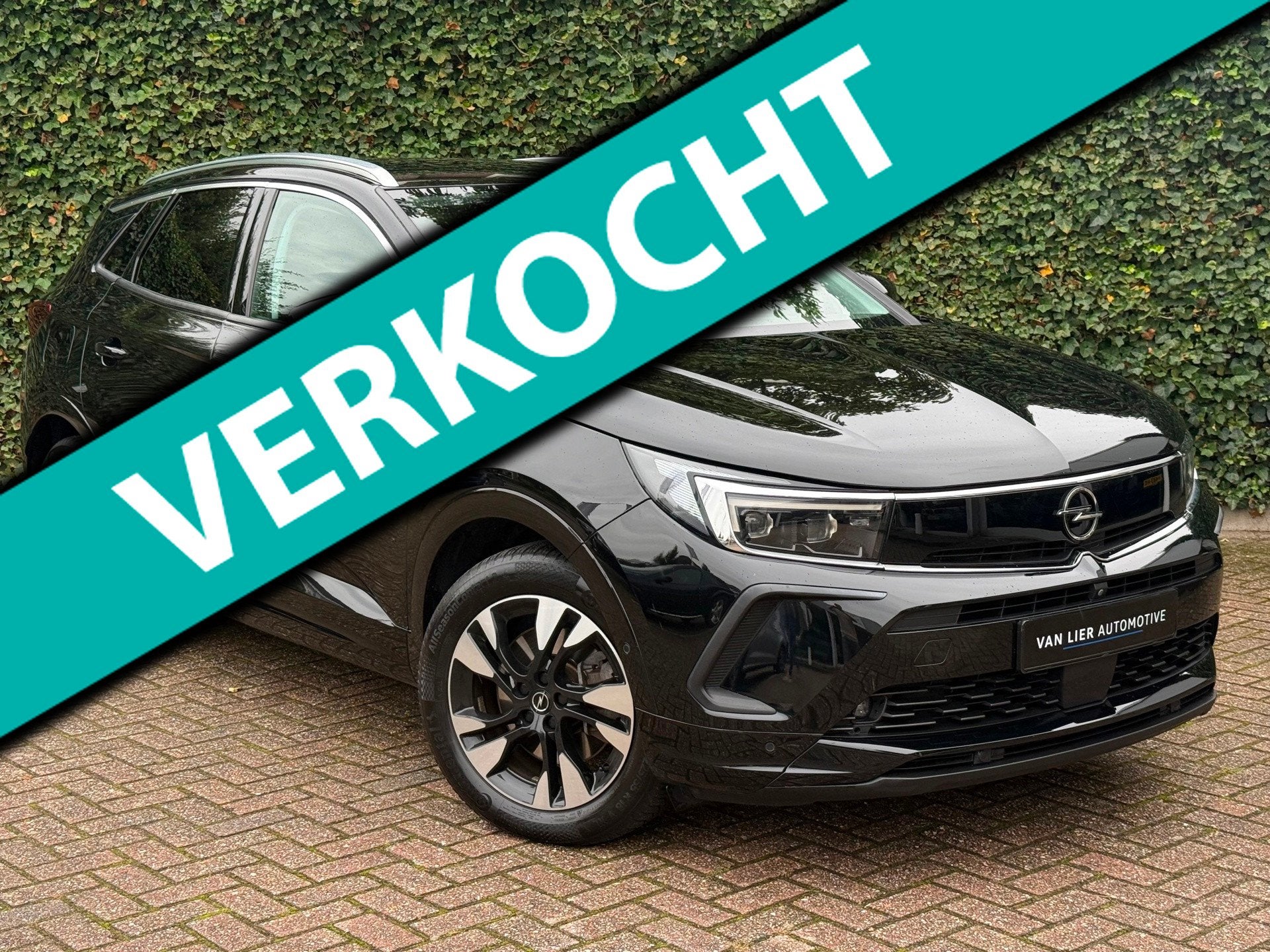 Opel Grandland 1.6 Turbo Plug-In Hybrid | SOH 95% | Leder |, Auto's, Dealer onderhouden, Zwart, 4 cilinders, 181 pk