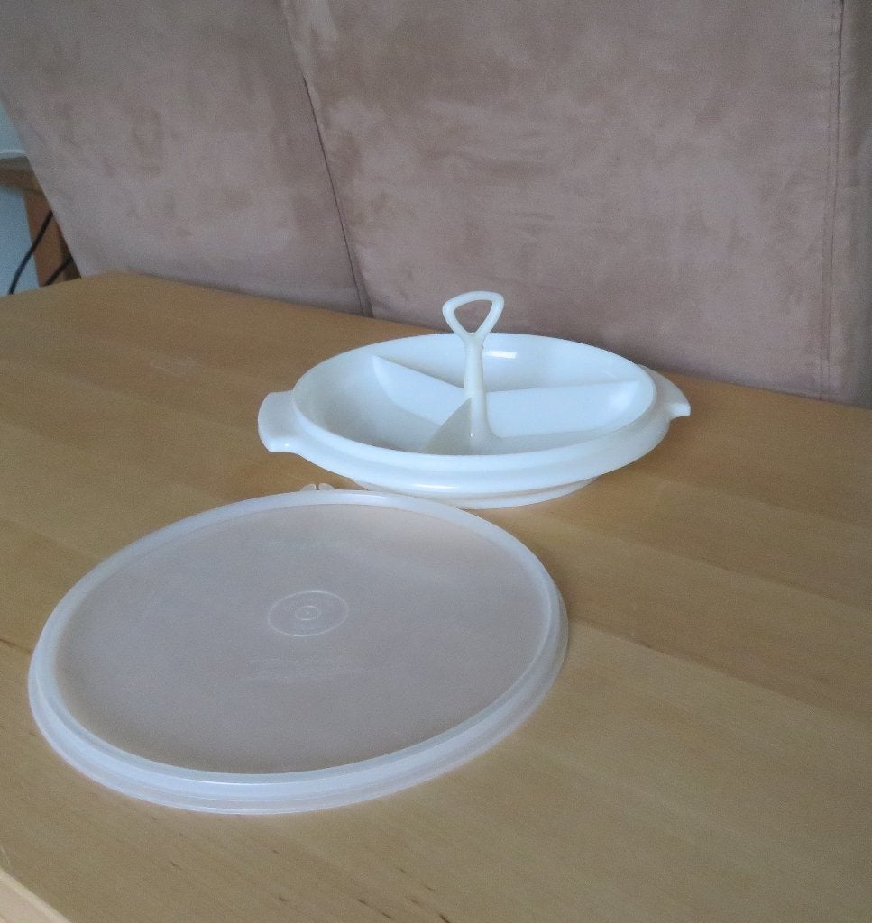 Vintage Tupperware Serveerschaaltje met 3 vakken, Ophalen, Gebruikt, Schaal, Wit