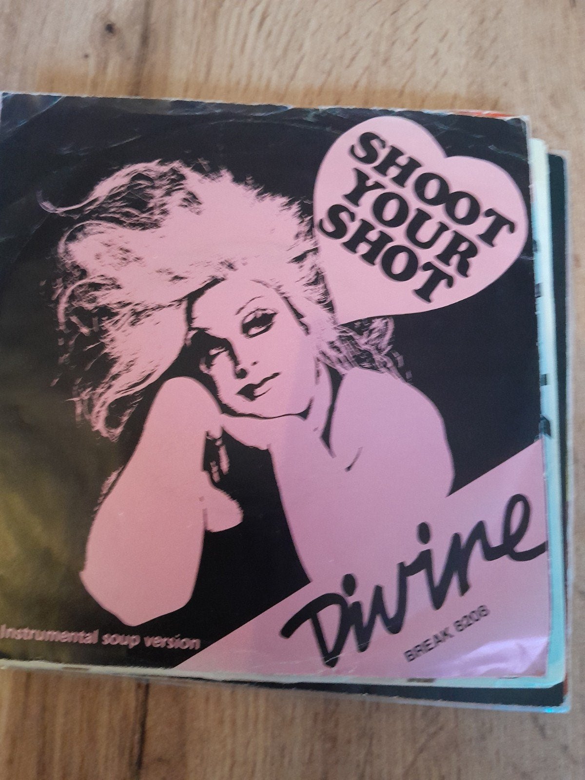 Divine 7 inch shoot your shot, Cd's en Dvd's, Vinyl Singles, Ophalen of Verzenden, Zo goed als nieuw, Pop