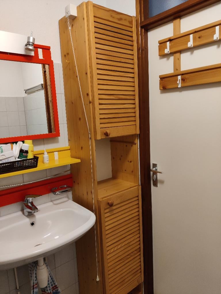 Kast, Ophalen, Minder dan 50 cm, Gebruikt, 200 cm of meer