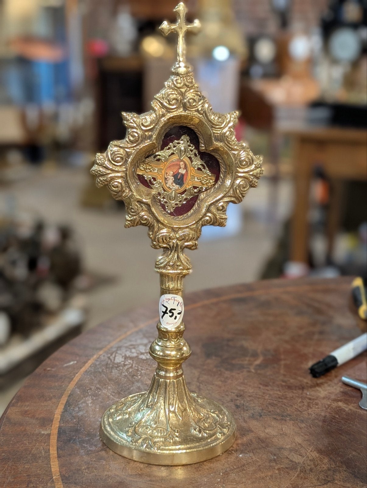 Oude relikwieën houder ( kopie) 36 cm hoog. €75., Ophalen