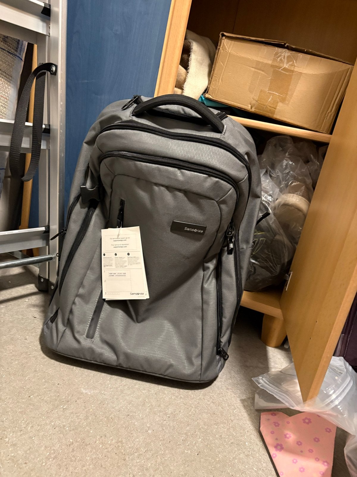 Samsonite rugzak met wieltjes - Grijs, zo goed als nieuw, 40 tot 60 cm, 30 cm of meer, Ophalen of Verzenden, Zo goed als nieuw