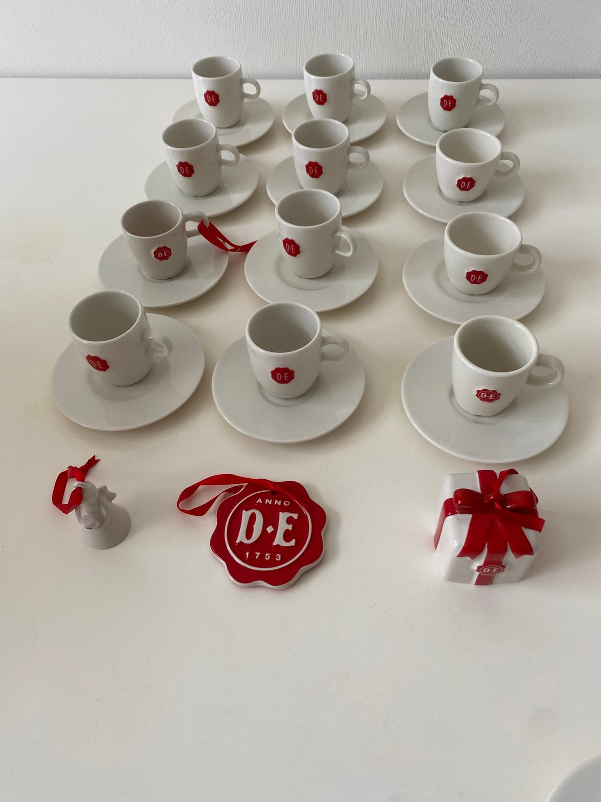 Douwe Egberts kopje en schotels, Ophalen of Verzenden