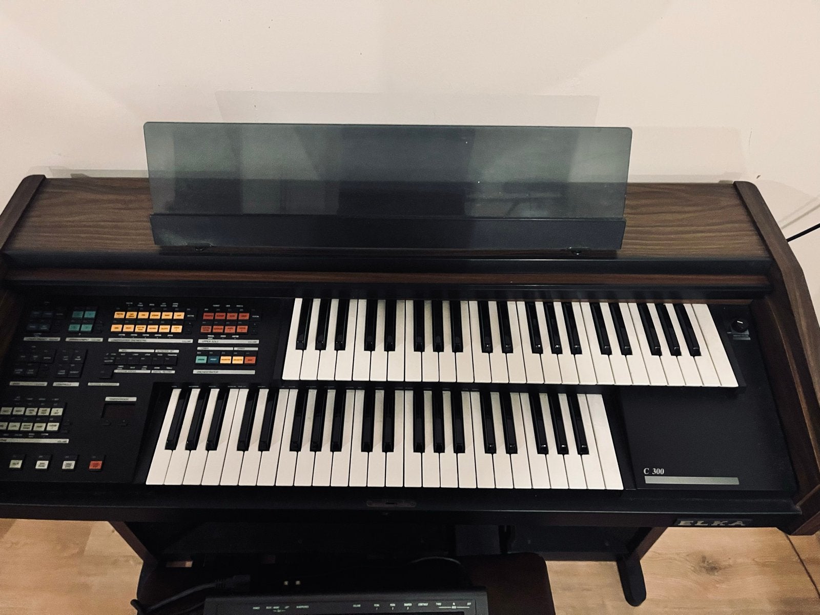 Elka C 300 Orgel met 2 klavieren en MIDI Workstation, Ophalen, Zo goed als nieuw, 2 klavieren, Orgel