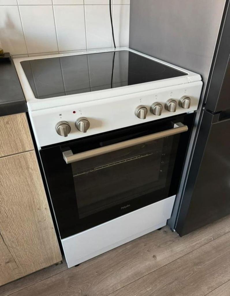 Pelgrim Inductie Fornuis met Electrische Oven, Ophalen, 4 kookzones, Zo goed als nieuw, Energieklasse A of zuiniger