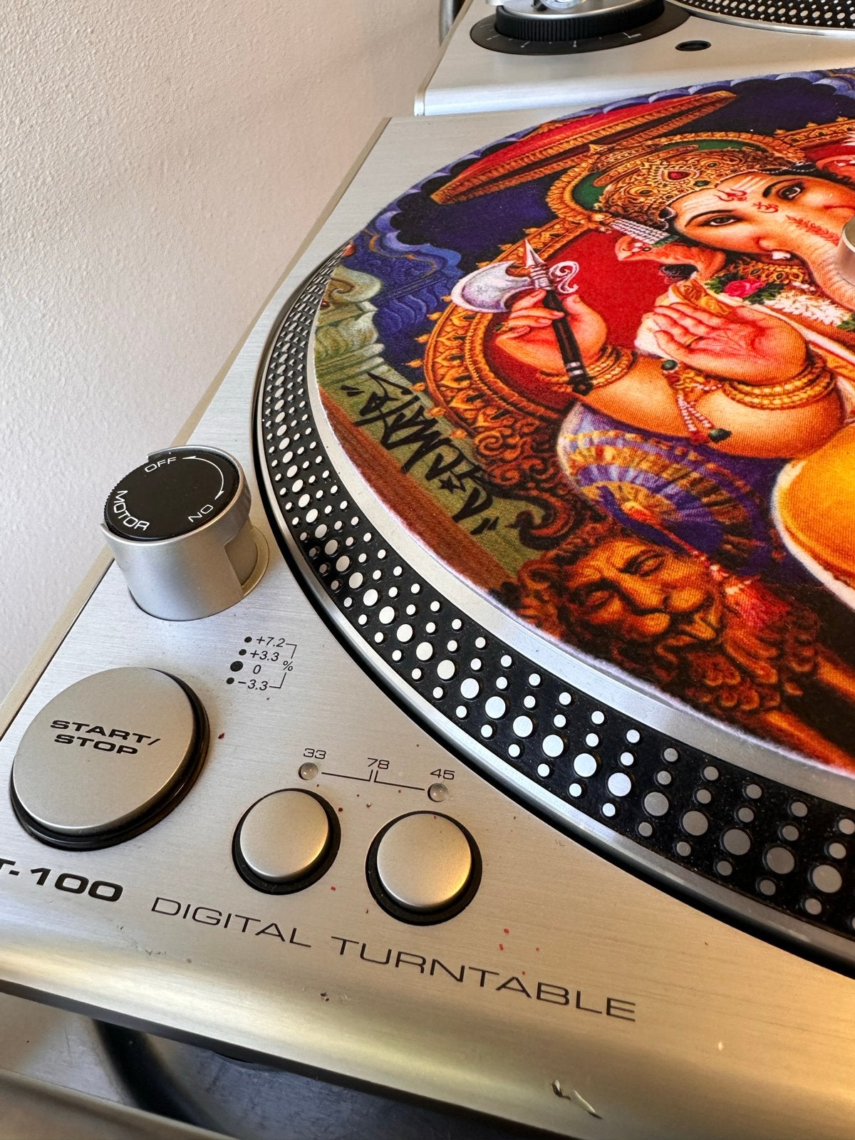 Stanton ST-100 Digital Turntable - Zo goed als nieuw, Pitch-regelaar, Zo goed als nieuw, Platenspeler, Ophalen