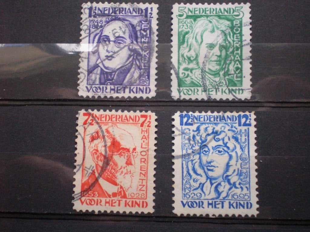 nederland NVPH 220-223 gebruikt ( T 163)....€ 0,70, Verzenden