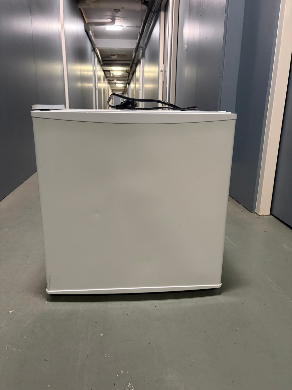 TILLREDA miniKoelkast losstaand/wit 43 l, Ophalen, Minder dan 85 cm, Minder dan 75 liter, Zonder vriesvak