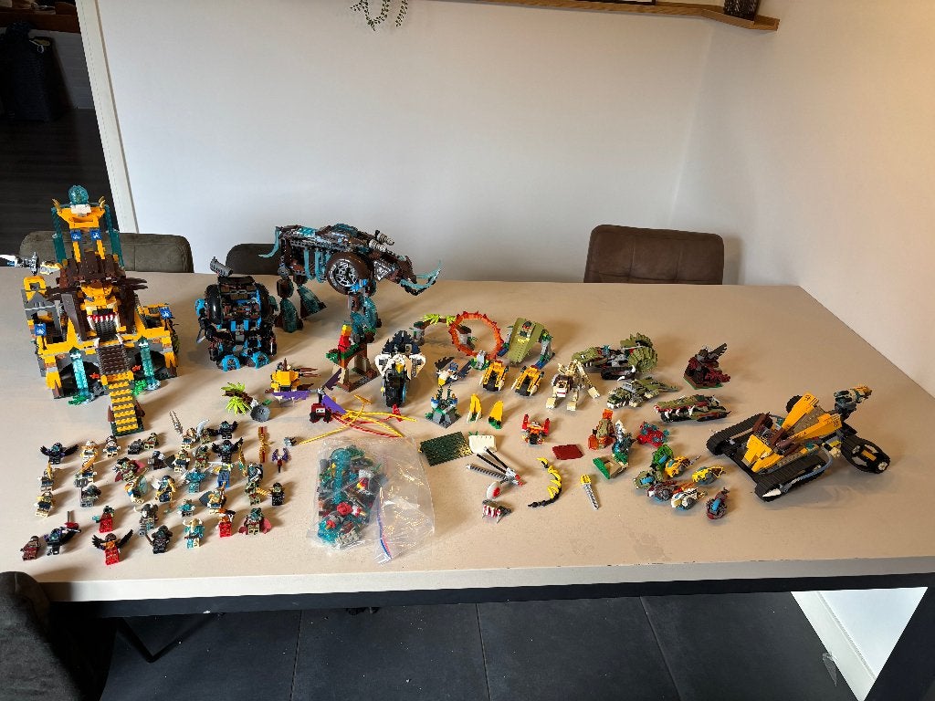 Chima Lego div sets en 35 minifigs, Kinderen en Baby's, Speelgoed | Duplo en Lego, Ophalen of Verzenden, Gebruikt, Inclusief minifiguren