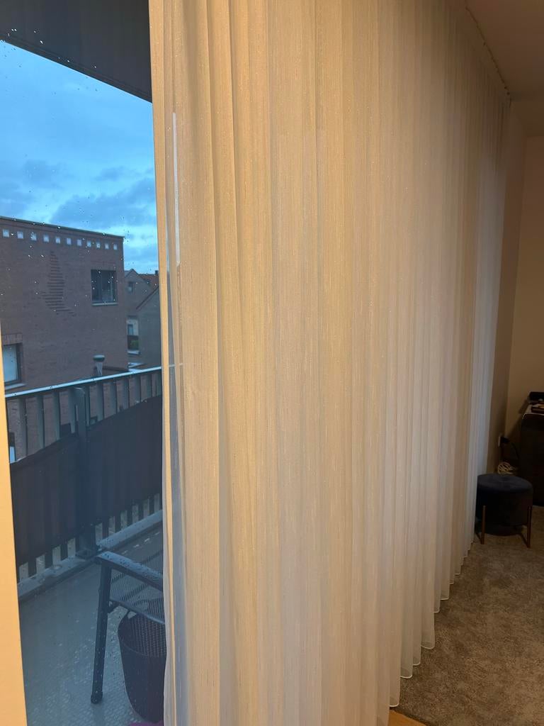 Gordijnen tule stof, Huis en Inrichting, Stoffering | Gordijnen en Lamellen, Zo goed als nieuw, 200 cm of meer, Wit, Ophalen of Verzenden
