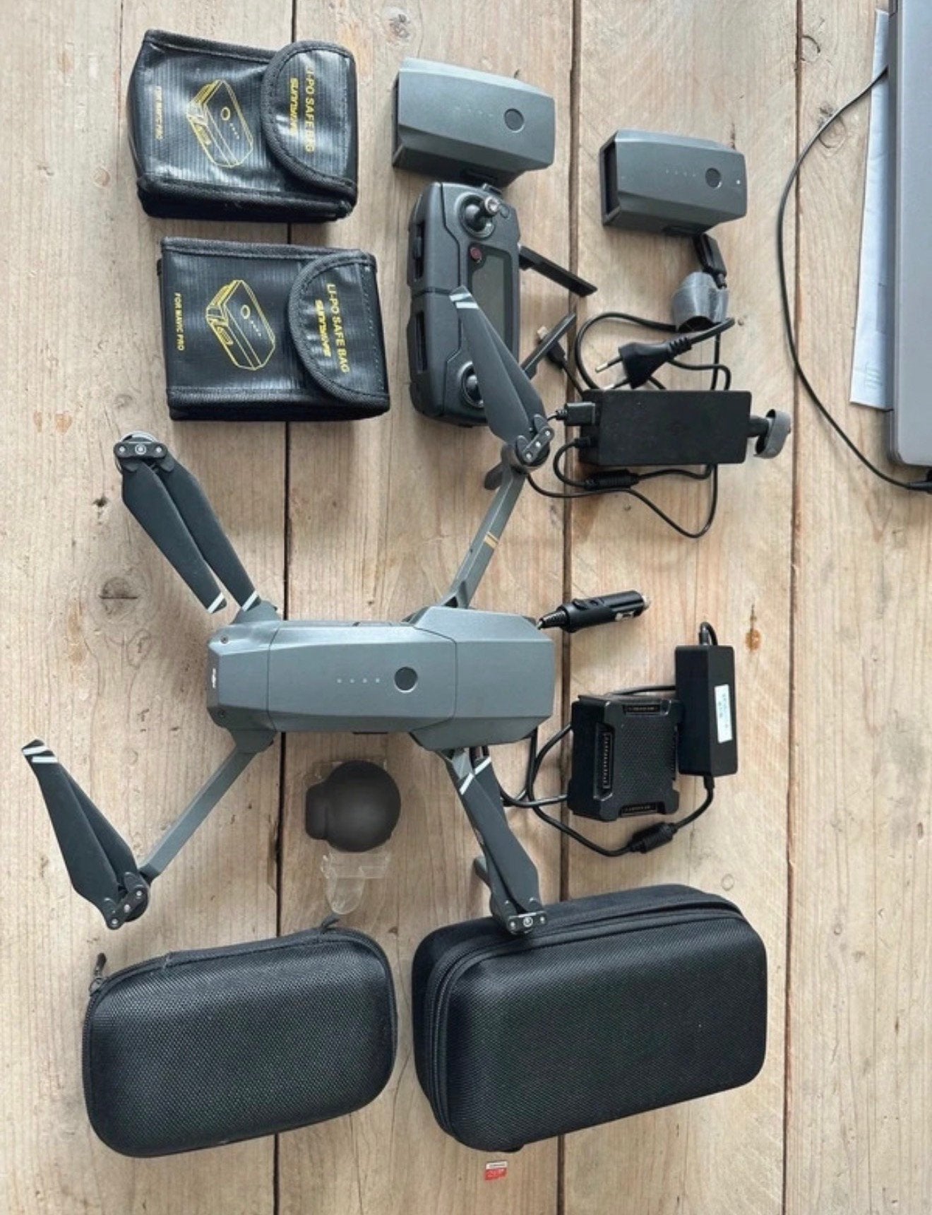 DJI Mavic Pro Drone – Complete Fly More Bundel, Cameradrone, Ophalen of Verzenden, Zo goed als nieuw, DJI