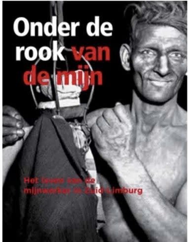 Onder de rook van de mijn, Ophalen of Verzenden, Zo goed als nieuw