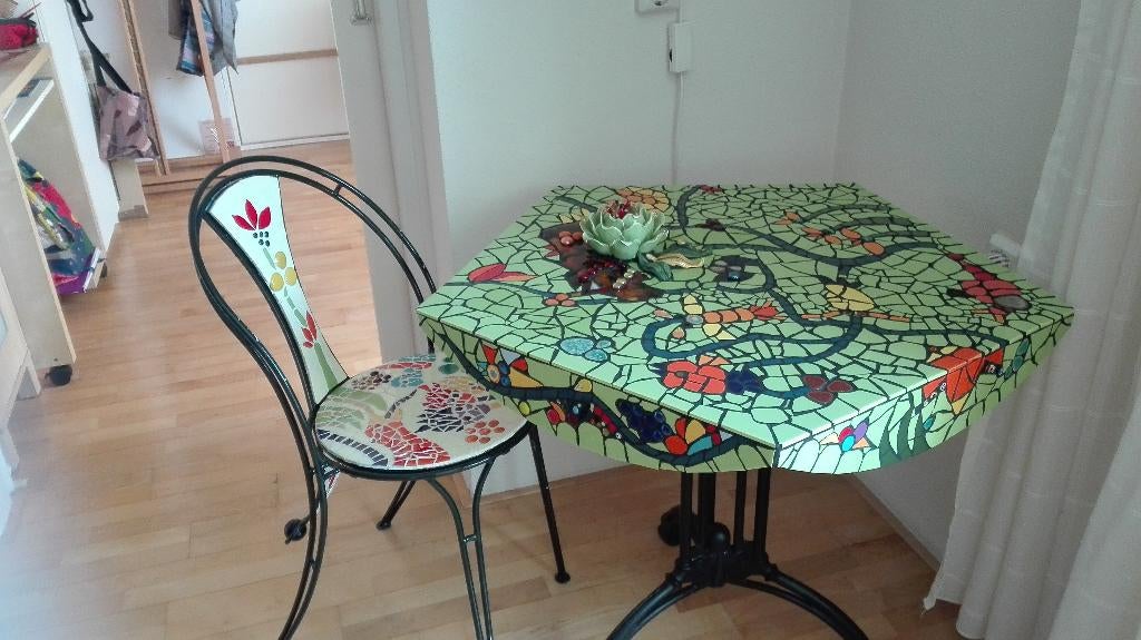 Mozaïek tafel en stoel, Tuin en Terras, Tuintafels, Ophalen, Gebruikt, Vierkant, Overige materialen
