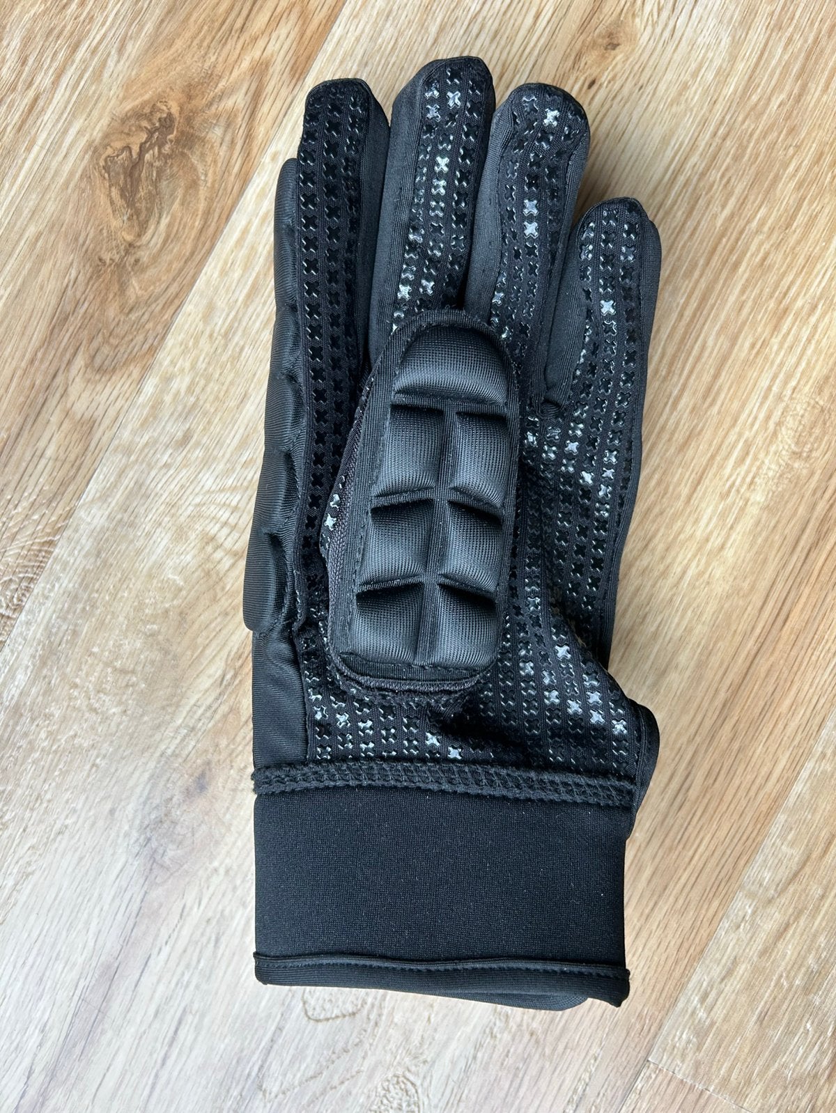 Brabo zaalhockeyhandschoen, full finger, maat M, Ophalen of Verzenden, Zo goed als nieuw, Kleding