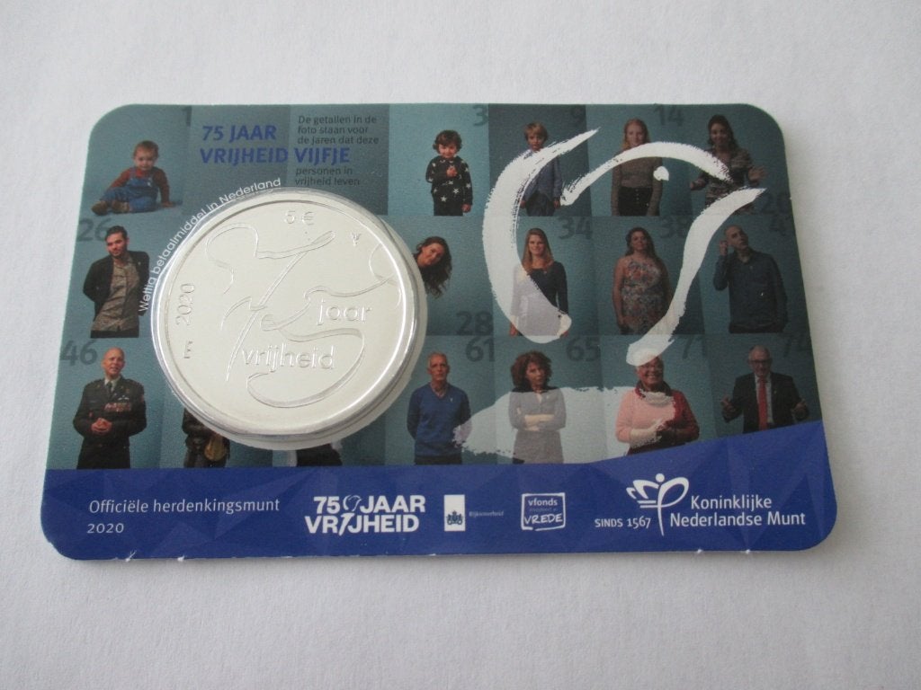 Coincard 75 jaar Vrijheid vijfje 2020, Postzegels en Munten, Ophalen of Verzenden, Koningin Beatrix, Euro's, Setje