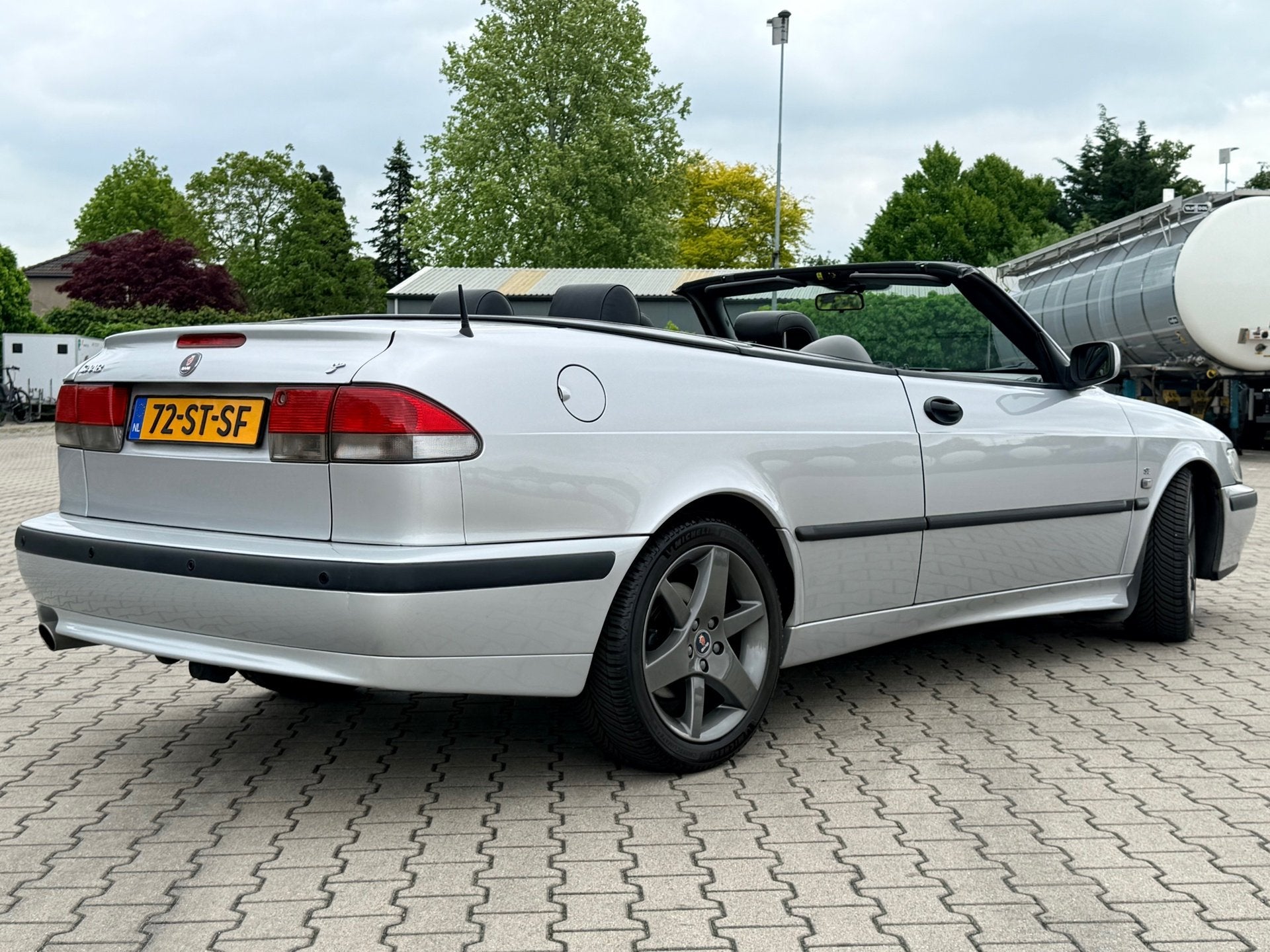 Saab 9-3 Cabrio 2.0t Senses Edition, Voorwielaandrijving, Gebruikt, Zwart, 4 cilinders