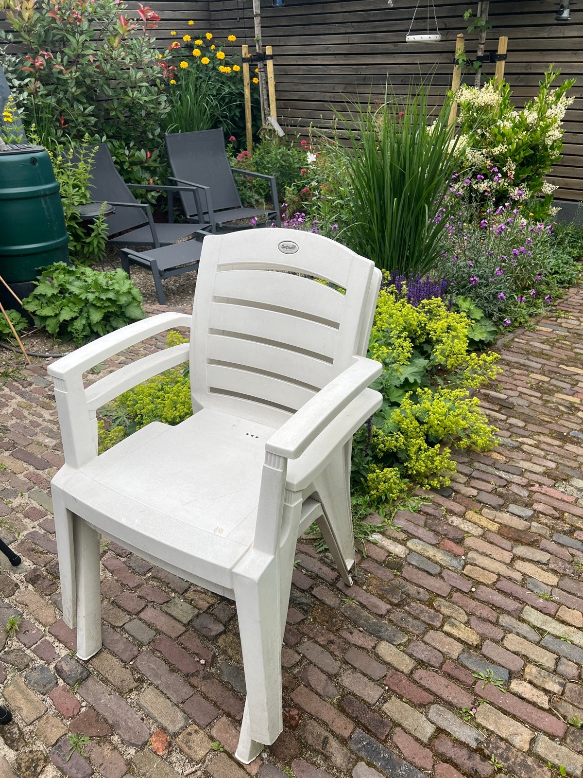 Hartman tuinstoelen (2 stuks) - wit kunststof, Ophalen, Gebruikt