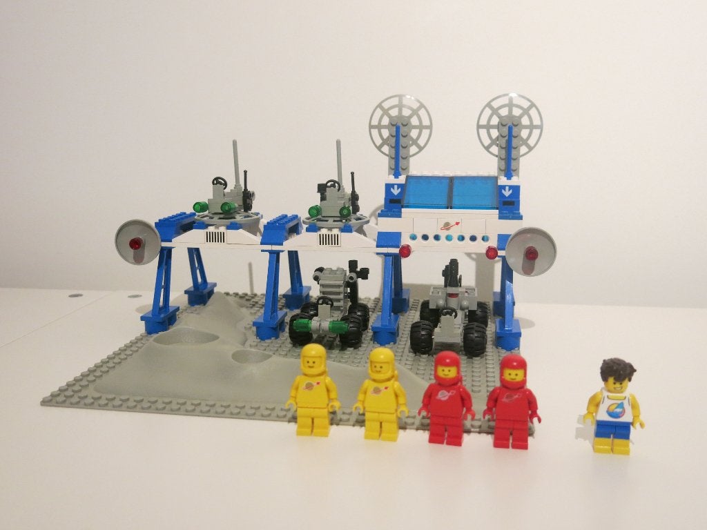 LEGO Classic Space - 6930 - Space Supply Station, Kinderen en Baby's, Speelgoed | Duplo en Lego, Gebruikt, Lego, Compleet, Ophalen of Verzenden