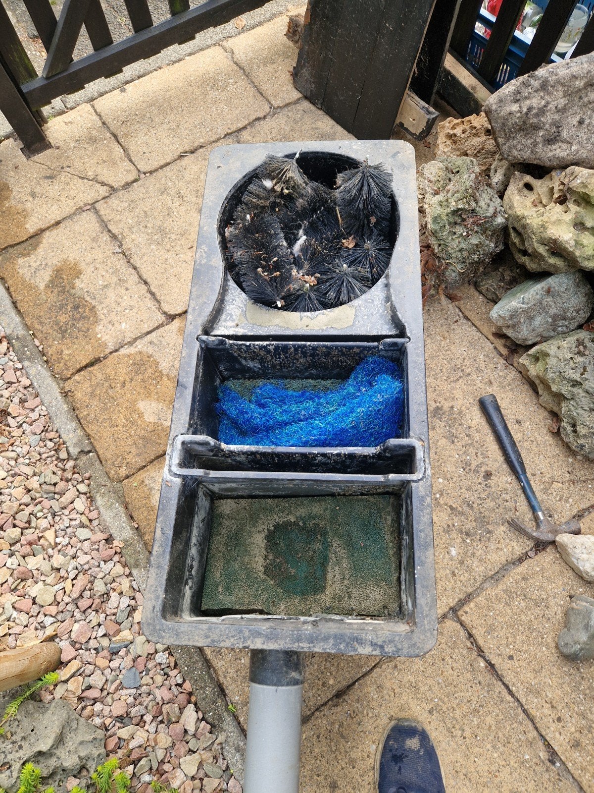 Gebruikt Vijverfilter met Borstels en Matten, Tuin en Terras, Vijver-toebehoren, Ophalen, Gebruikt, Vijverfilter