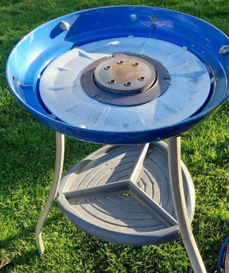 Gezocht: Poten voor Cadac Skottelbraai of dezelfde compleet., Ophalen of Verzenden, Gebruikt