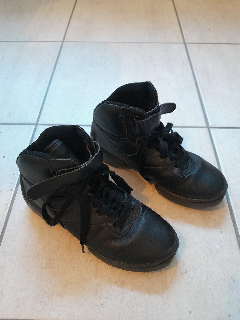 Dansschoen maat 35,5 Papilon, Ophalen, Gebruikt, Schoenen