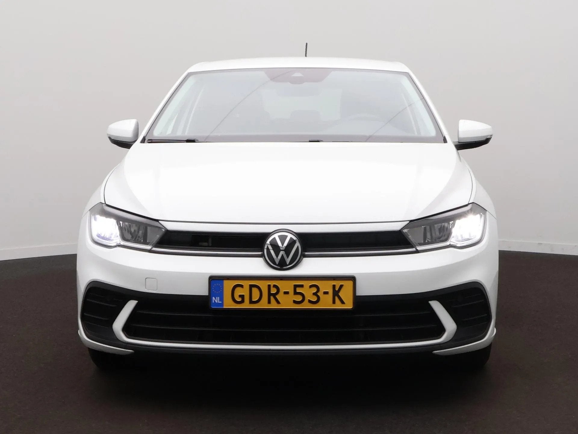 Volkswagen Polo 1.0 TSI Life Edition (bj 2024, automaat), Gebruikt, 95 pk, Wit, Origineel Nederlands
