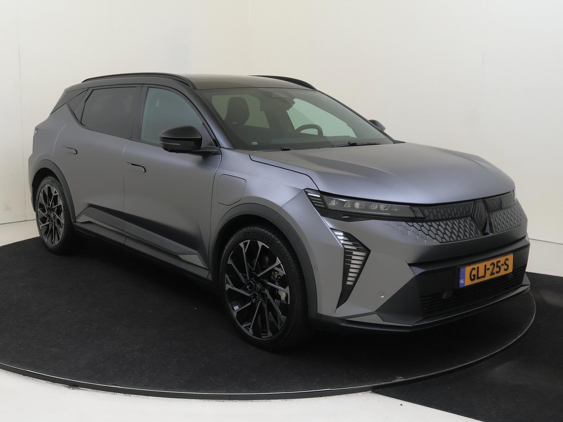 Renault Scenic E-Tech EV87 long range esprit Alpine | matte, Auto's, Renault, Gebruikt, Leder en Stof, 625 km, 1817 kg