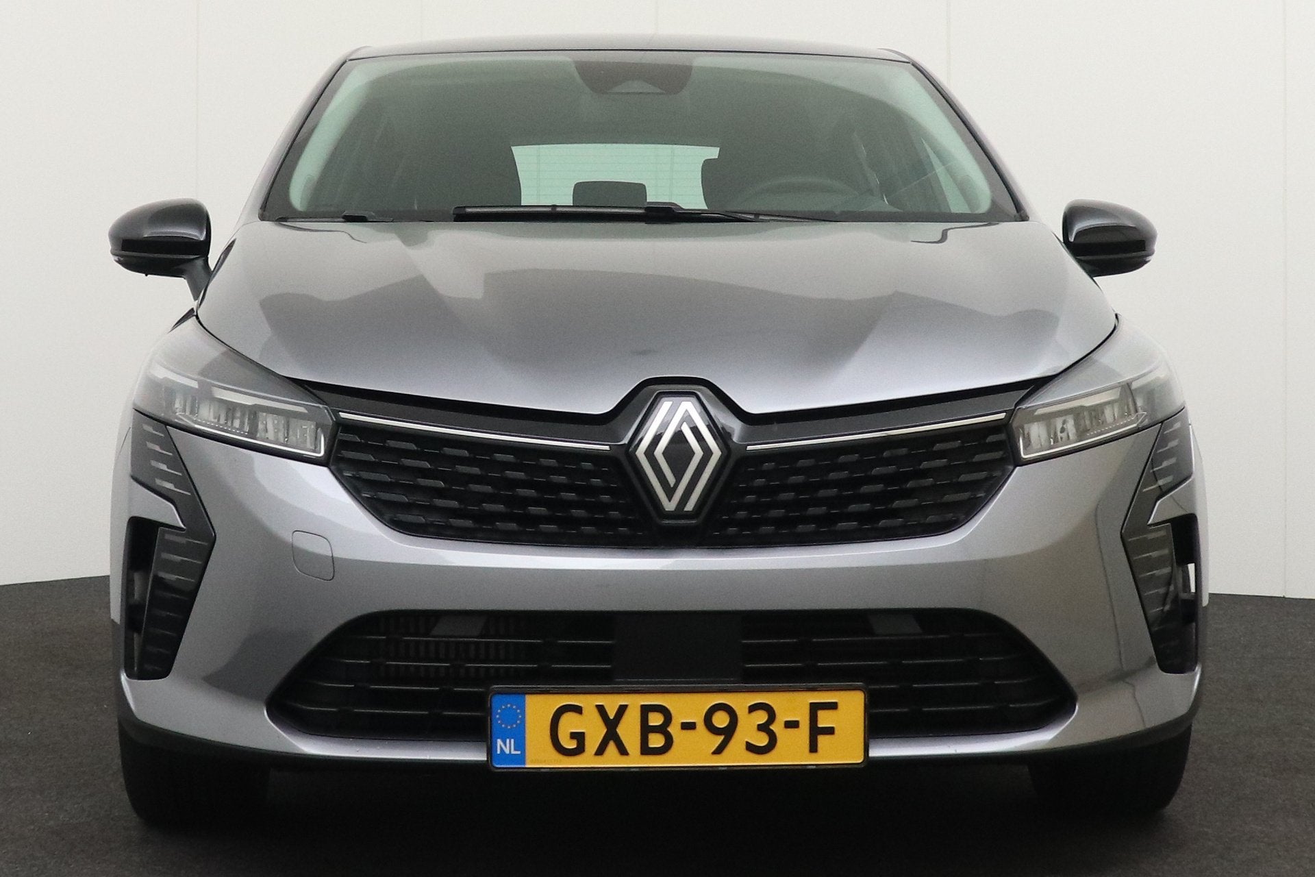Renault Clio 1.0 92 PK TCe Evolution Carplay DAB Cruise Park, Auto's, Voorwielaandrijving, Dealer onderhouden, Stof, Gebruikt