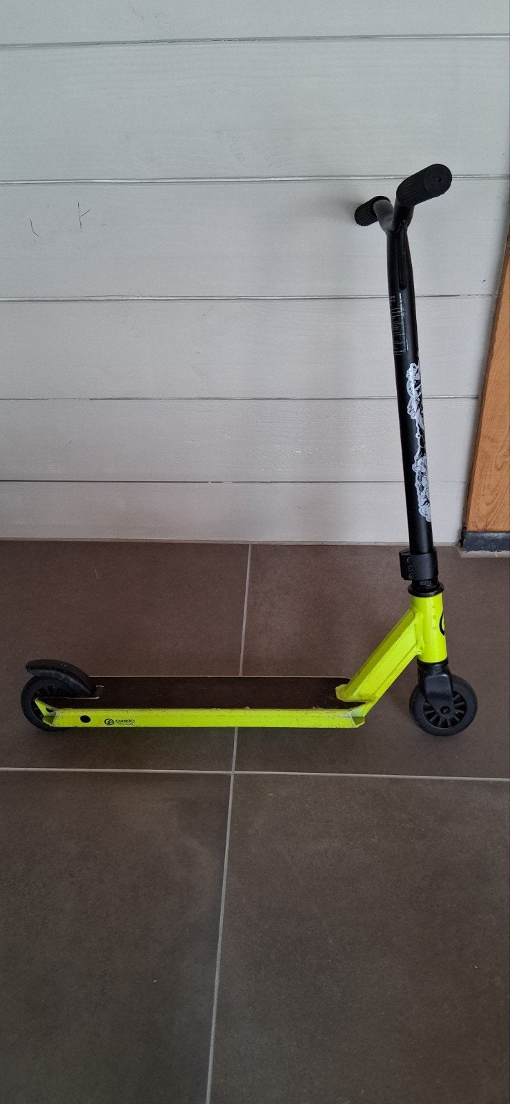oxelo MF ONE neon gele step, Ophalen, Gebruikt, Gewone step, Oxelo (Decathlon)