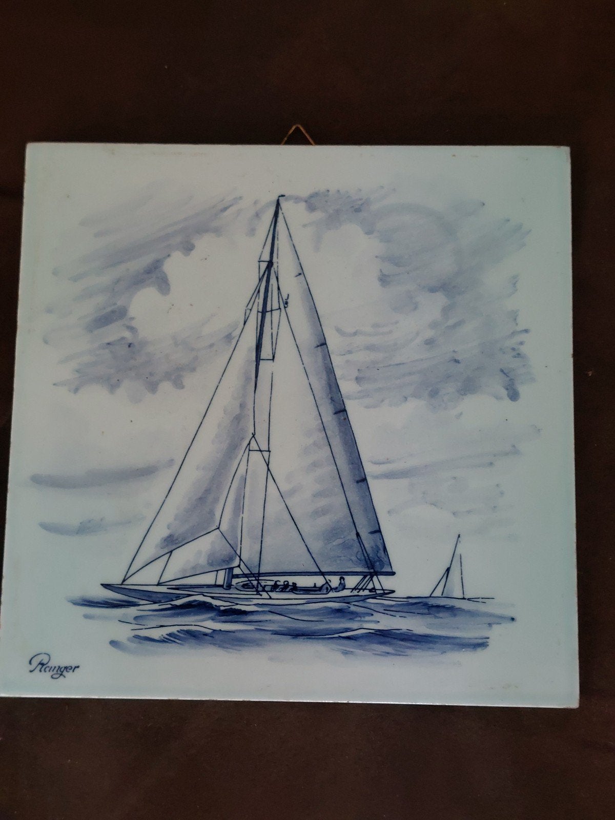 Delfts blauw tegeltje met zeilboot - gesigneerd Renger, Ophalen of Verzenden