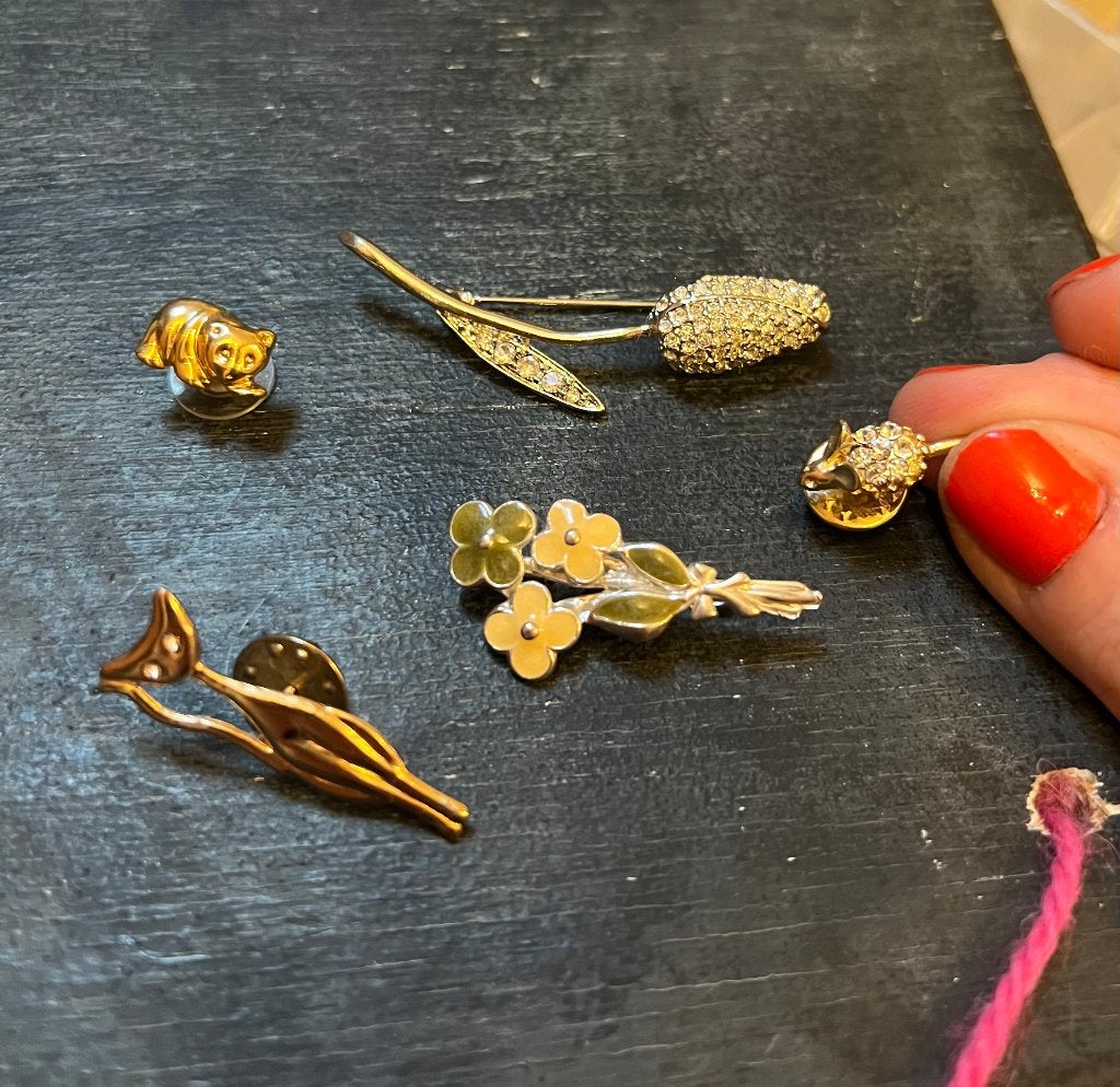 Vintage tulp strass dieren broche speld pin Costume jewelry, Sieraden, Tassen en Uiterlijk, Broches, Overige materialen, 4 tot 7 cm