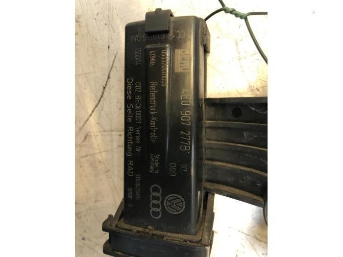 Antenne van een Audi A8, Gebruikt, -, -, -