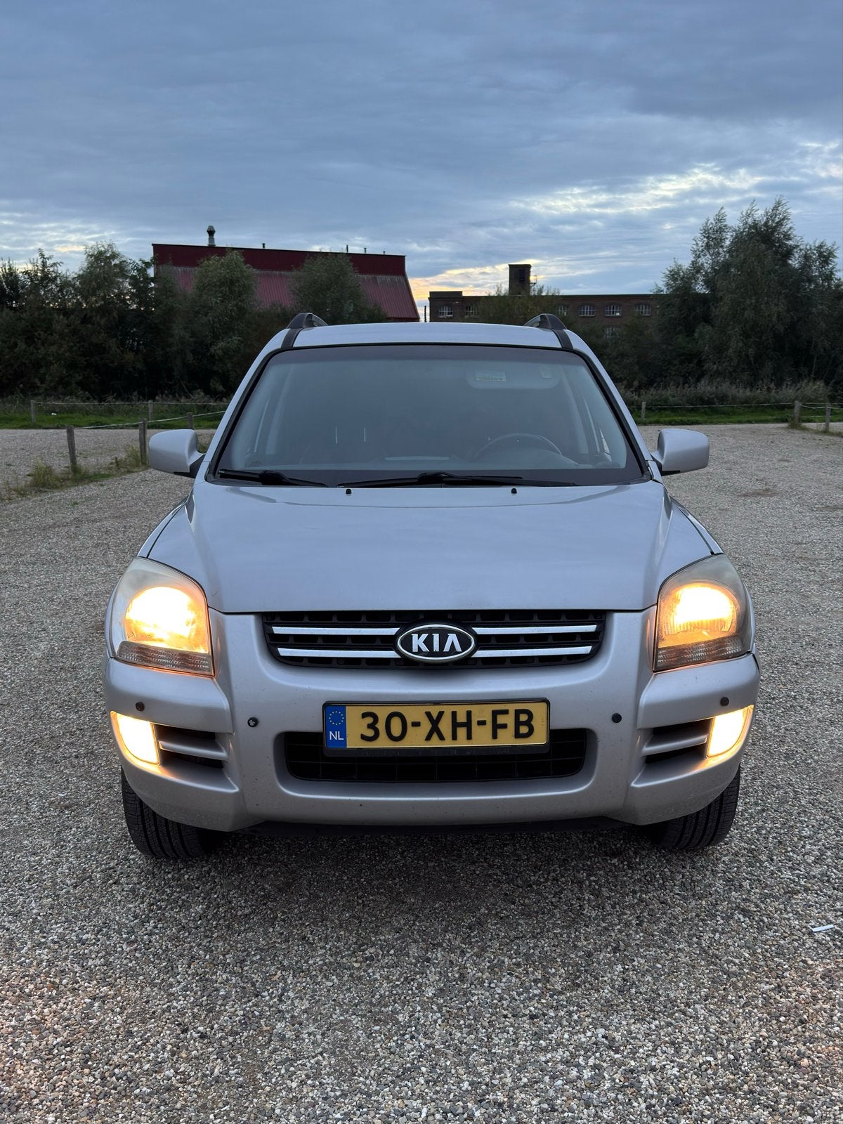 Kia Sportage 2.0 CVVT X-ecutive DOHC 16V 2WD 2007 Grijs, 1442 kg, 4 cilinders, Origineel Nederlands, 75 €/maand