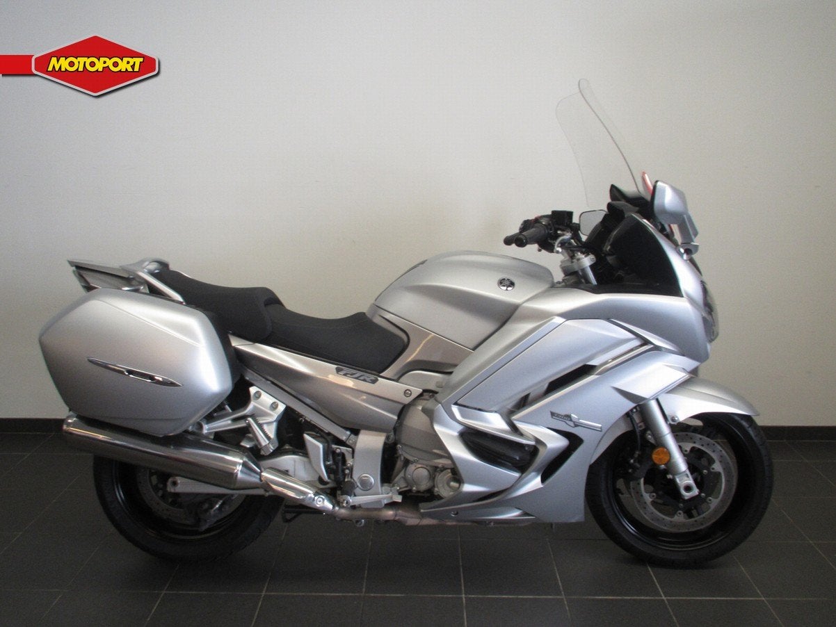 Yamaha FJR 1300 ABS (bj 2017), Klantenservice@yamaha-motor.nl, Handvatverwarming, Meer dan 35 kW, Toermotor