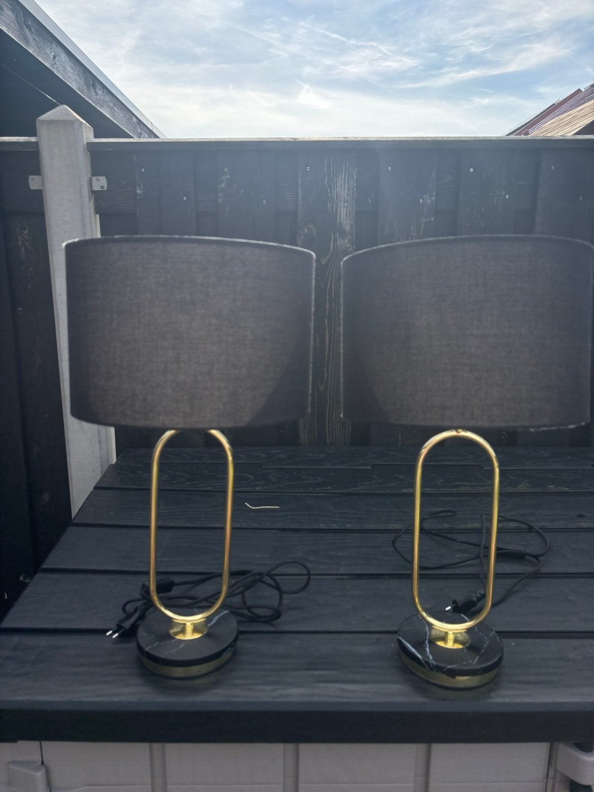Set van 2 moderne nachtlampen met gouden accenten, Nachtlamp, Ophalen of Verzenden, Zo goed als nieuw, Zwart
