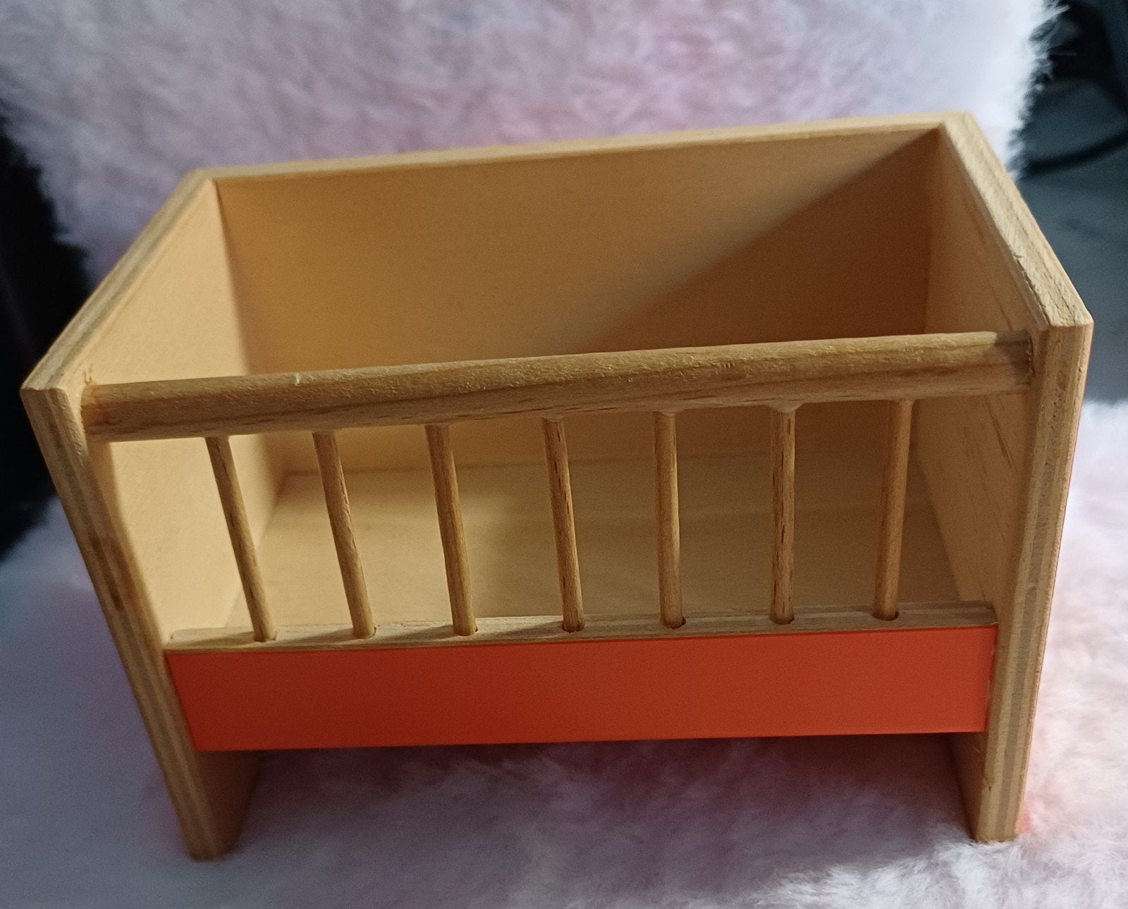 Poppenhuis bodo hennig ledikantje, Verzamelen, Ophalen of Verzenden, Zo goed als nieuw, Poppenhuis