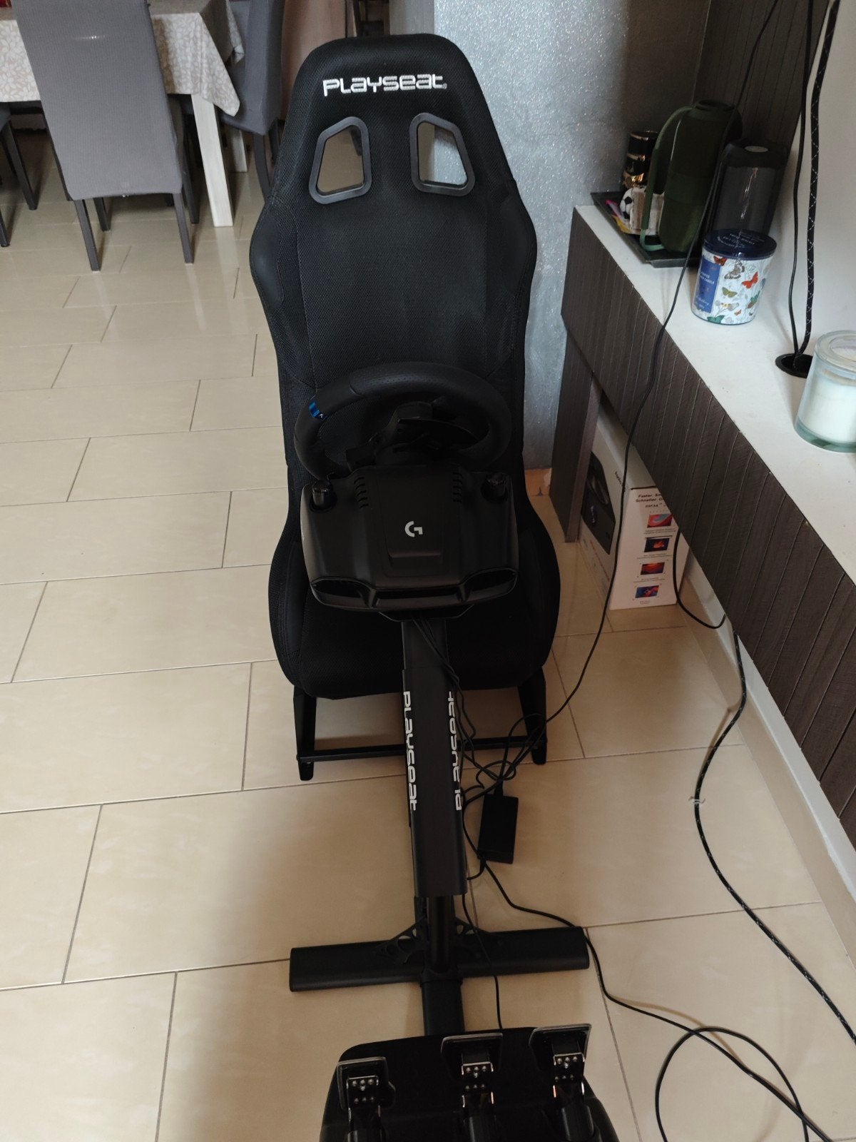Playseat met Logitech G923 racestuur en pedalen, Ophalen, Zo goed als nieuw