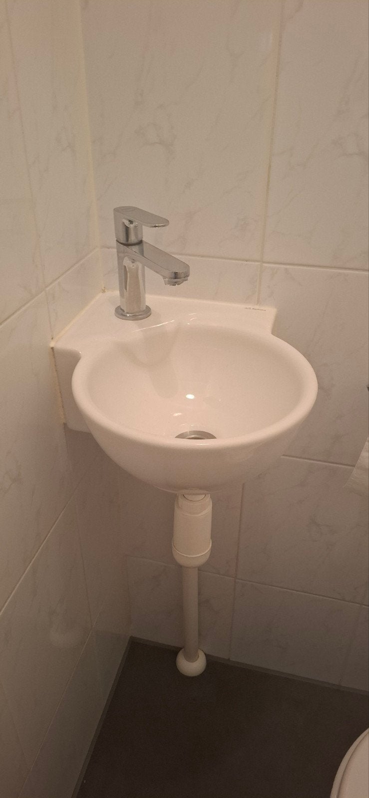 Sphinx hoekfonteintje met Hansgrohe kraan en sifon, Ophalen of Verzenden