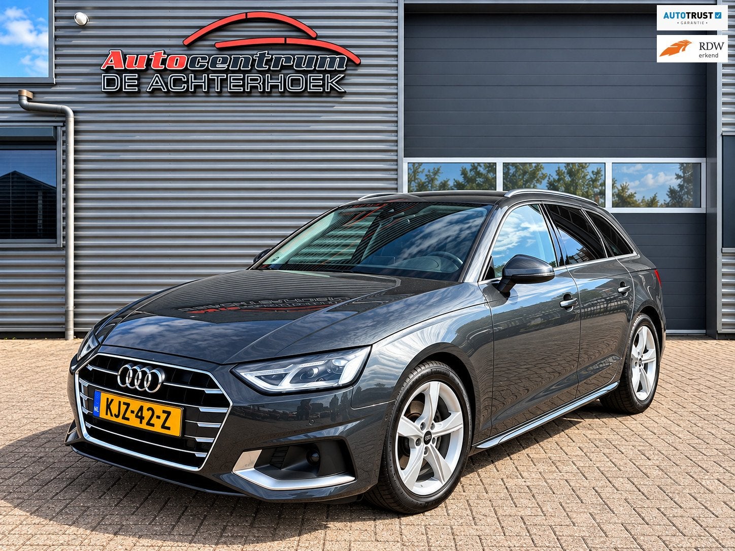 Audi A4 AVANT 35 TFSI S edition Adaptive Cruise | 360 camera, Auto's, Stof, Gebruikt, 4 cilinders, A4
