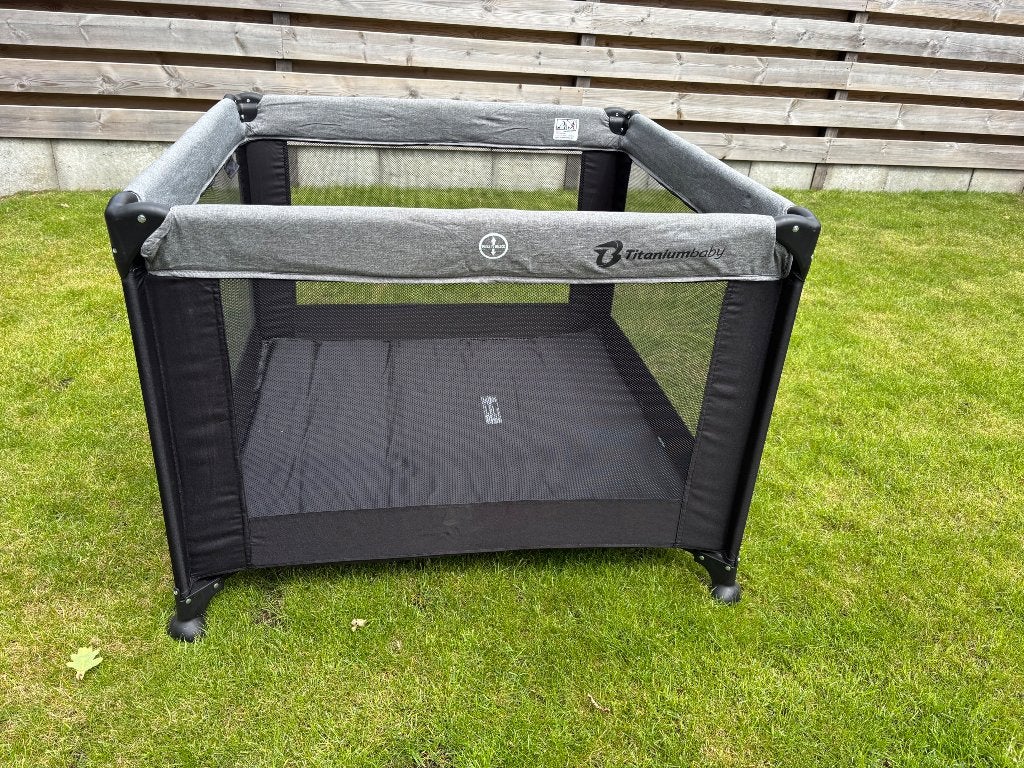 Campingbox baby Z.g.a.n., Kinderen en Baby's, Boxen, Ophalen, Zo goed als nieuw, Vierkant, In hoogte verstelbaar