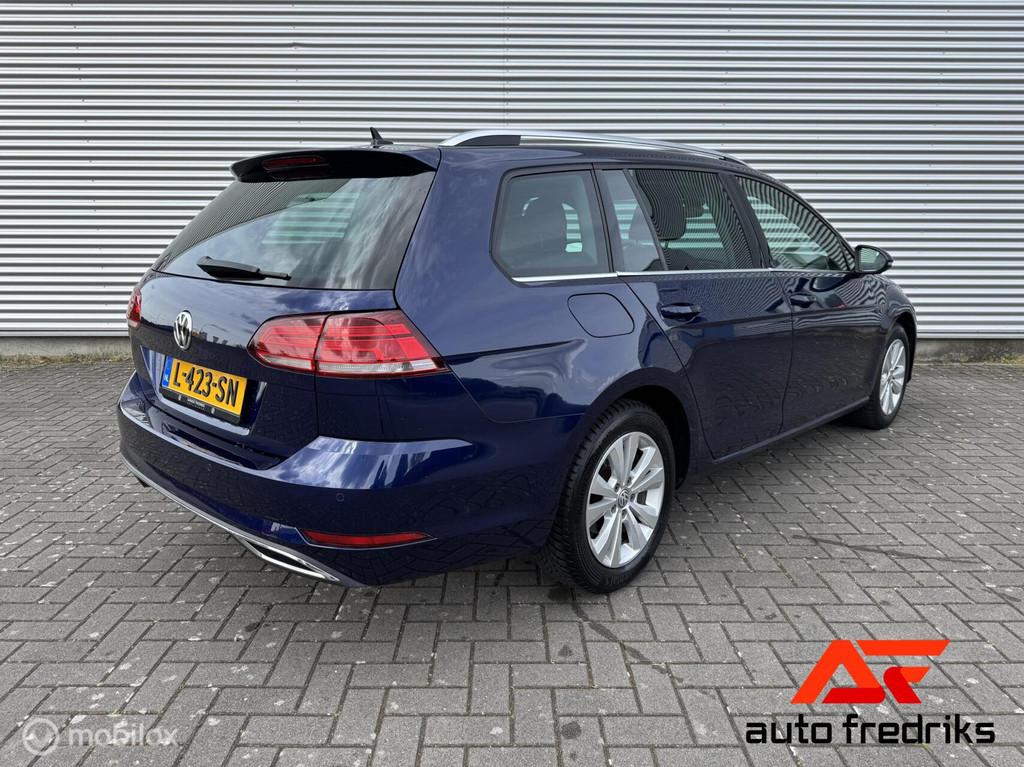 Volkswagen Golf 1.5 TSI Style | Stoelverwarming | Massage |, Auto's, Euro 6, 4 cilinders, 150 pk, Blauw