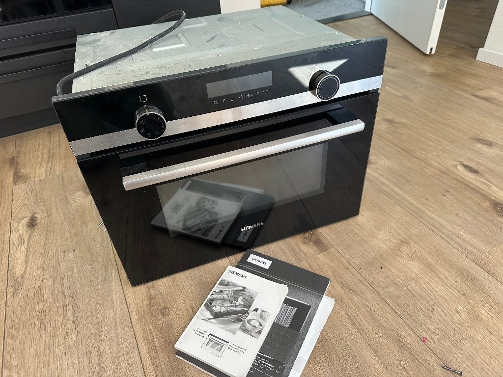 Combi oven-magnetron, Witgoed en Apparatuur, Ophalen, 45 tot 50 cm, Siemens, Inbouw