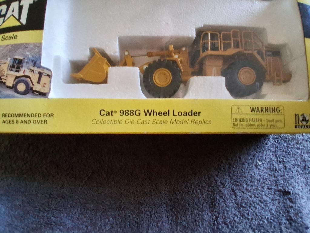 Cat 988G Wheel Loader, Hobby en Vrije tijd, Modelauto's | 1:50, Ophalen of Verzenden, Zo goed als nieuw, Hijskraan, Tractor of Landbouw