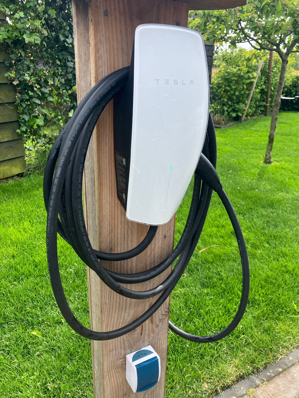 Tesla Wall Connector Gen 3 Laadpaal, Ophalen of Verzenden, Zo goed als nieuw, Laadpaal