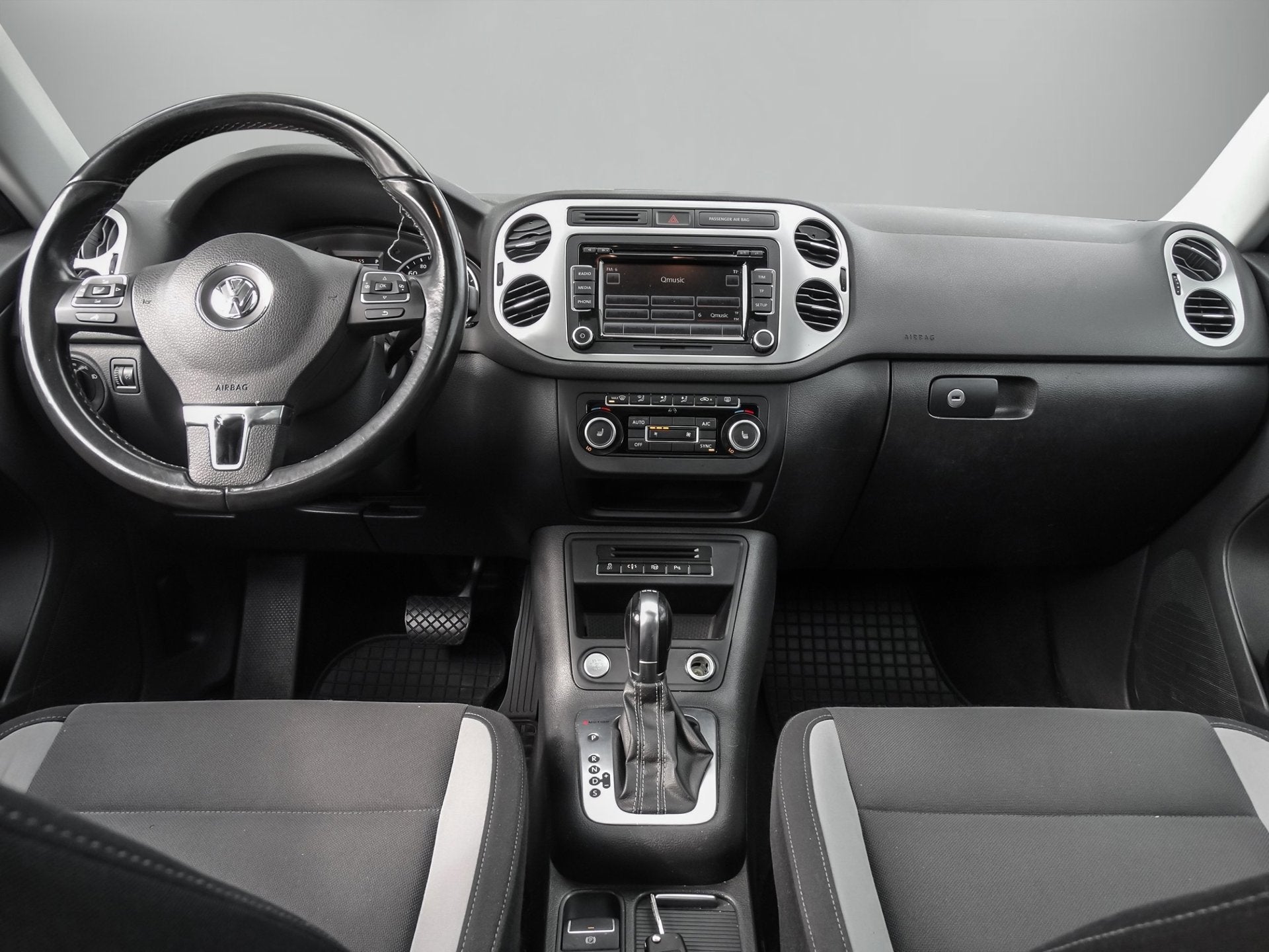 Foto 4 van Volkswagen Tiguan 2.0 TSI Sport&Style 4motion R-line Edition