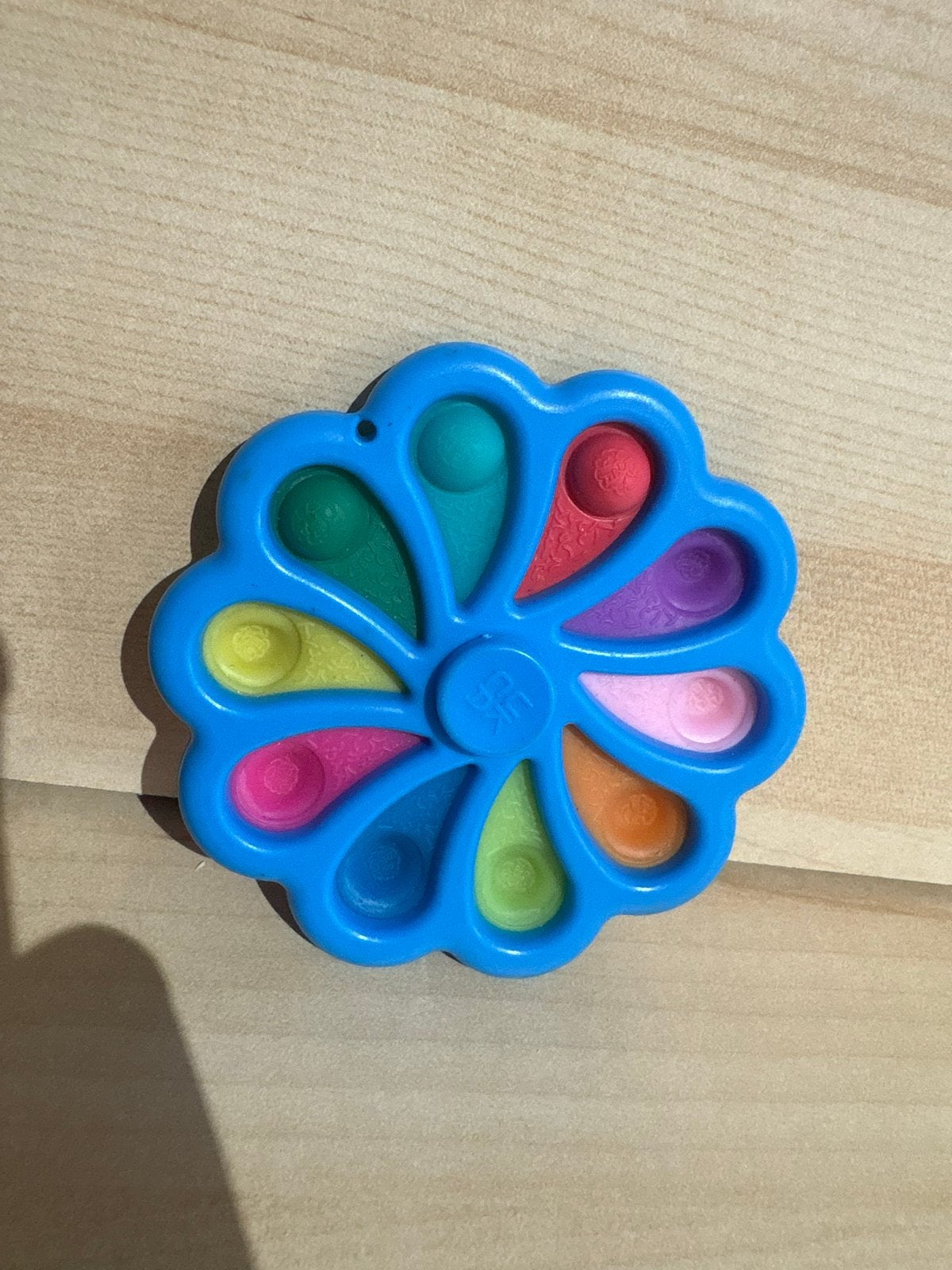 Pop It Fidget Toy Bloemen Vorm - Blauw met Kleurrijke Bub, Ophalen of Verzenden, Gebruikt