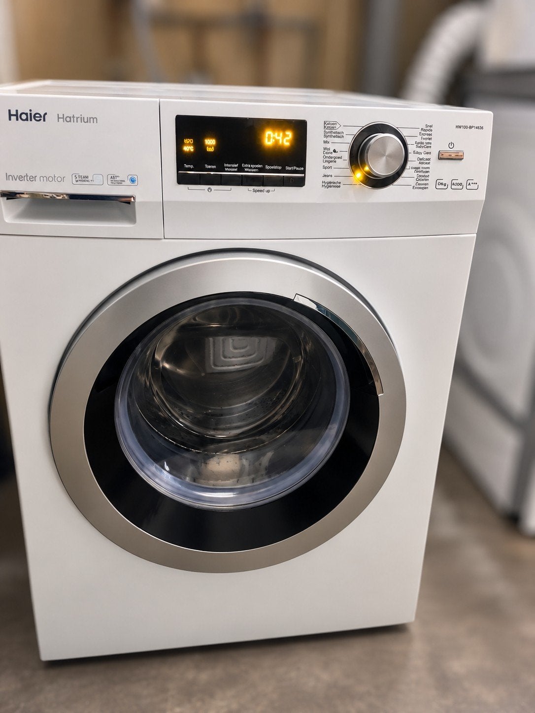 Wasmachine  10 kilo, 10 kg of meer, Ophalen of Verzenden, 1200 tot 1600 toeren, 85 tot 90 cm